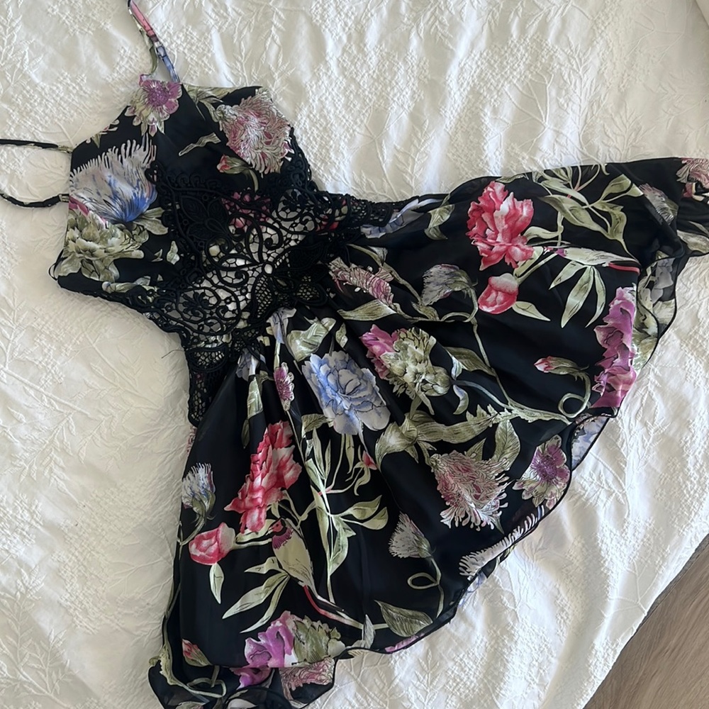 Womens fashion nova dress size xs